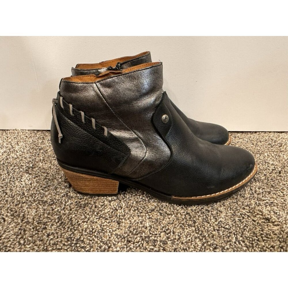Wanda Panda Black Leather Ankle Heels Size 40 EUC